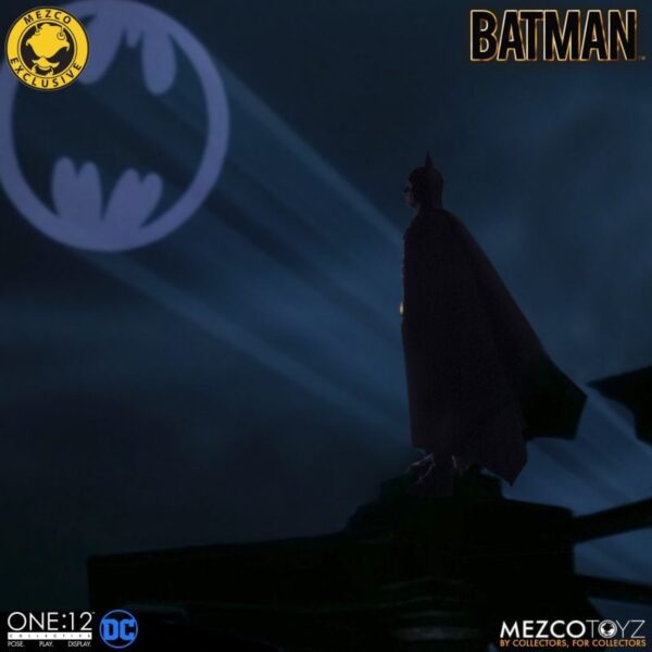 MEZCO EXCLUSIVE ONE:12 COLLECTIVE DC COMICS BATMAN 1989 EDITION 6" FIGURE 1/12 - Image 3