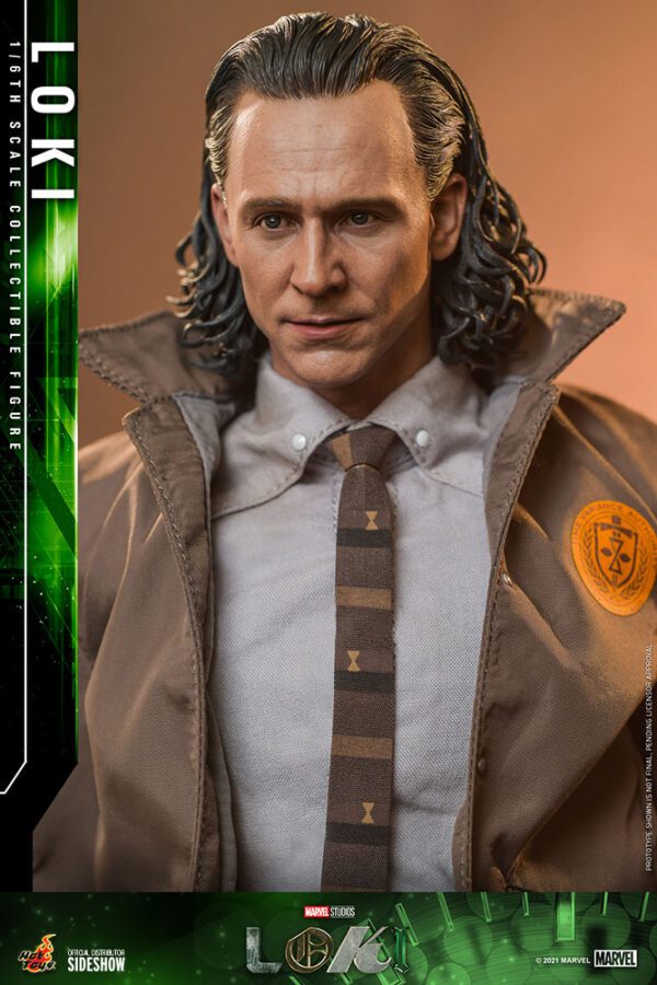 HOT TOYS 12″ MARVEL STUDIOS LOKI TVA OUTFIT SIXTH SCALE FIGURE - Image 16