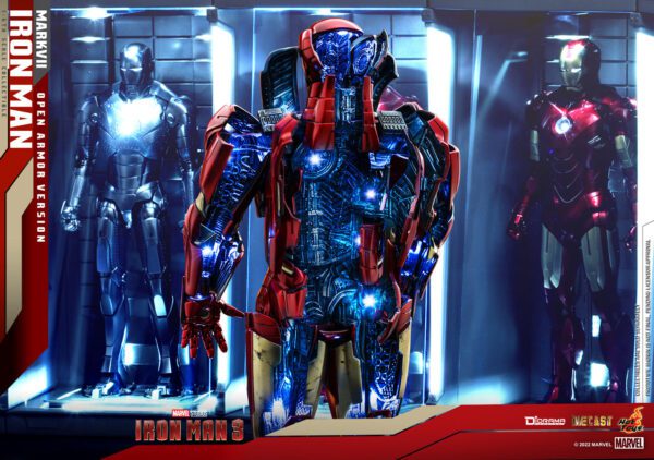 MARVEL HOT TOYS 12" AVENGERS IRON MAN MARK VII OPEN ARMOR VERSION 1/6 LED DIORAMA DS004D51 - Image 4