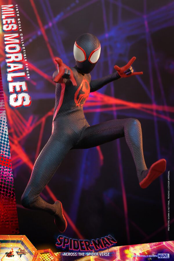 HOT TOYS 12" Spider-Man: Across the Spider-Verse Spider-MAN MMS710 1/6TH MILES MORALES - Image 5