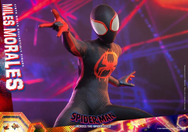 HOT TOYS 12" Spider-Man: Across the Spider-Verse Spider-MAN MMS710 1/6TH MILES MORALES - Image 25